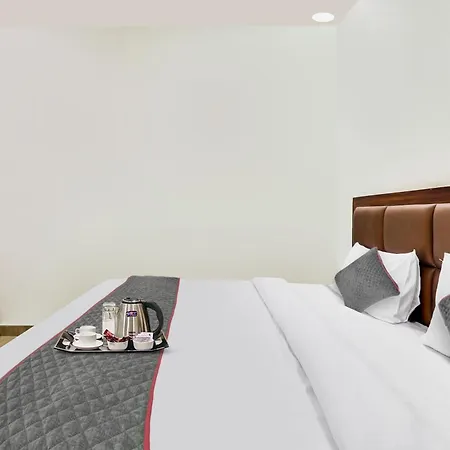 Hotel O Golden Grand